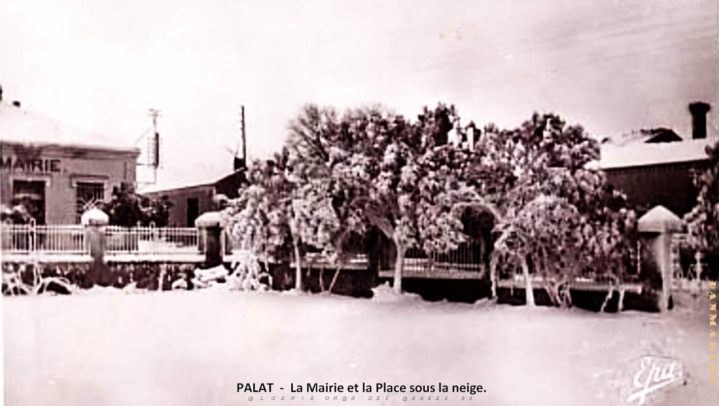Palat - Mairie et Place sous la Neige.jpg